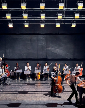 Concerto contre Piano et Orchestre inclassable !
